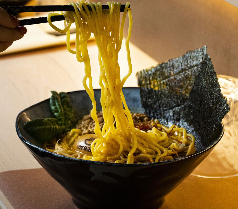 Coperta Morbida Ramen E Boba - Gigante 203x152 Cm, Leggera E Accogliente, Regalo Per Amanti Del Cibo